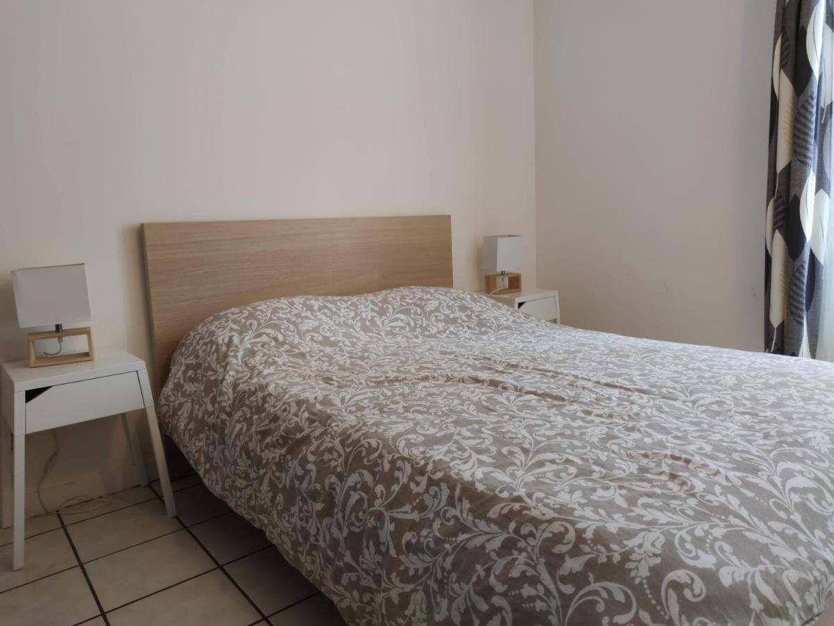 Modern 1 Bedroom Apartment Near The Metro. Ivry-sur-Seine Ngoại thất bức ảnh