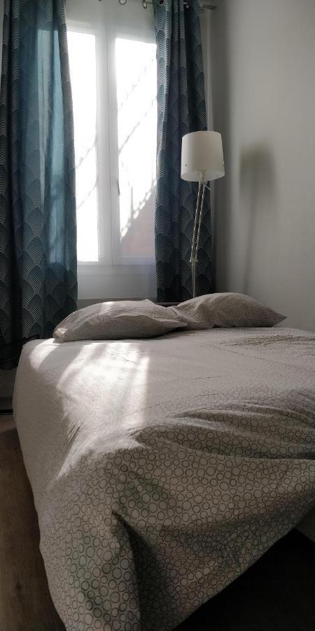 Modern 1 Bedroom Apartment Near The Metro. Ivry-sur-Seine Ngoại thất bức ảnh